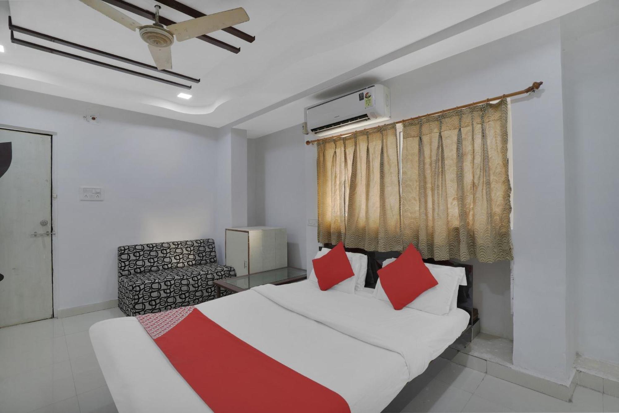Hotel O Rudra Palace Αχμπανταμπάντ Εξωτερικό φωτογραφία