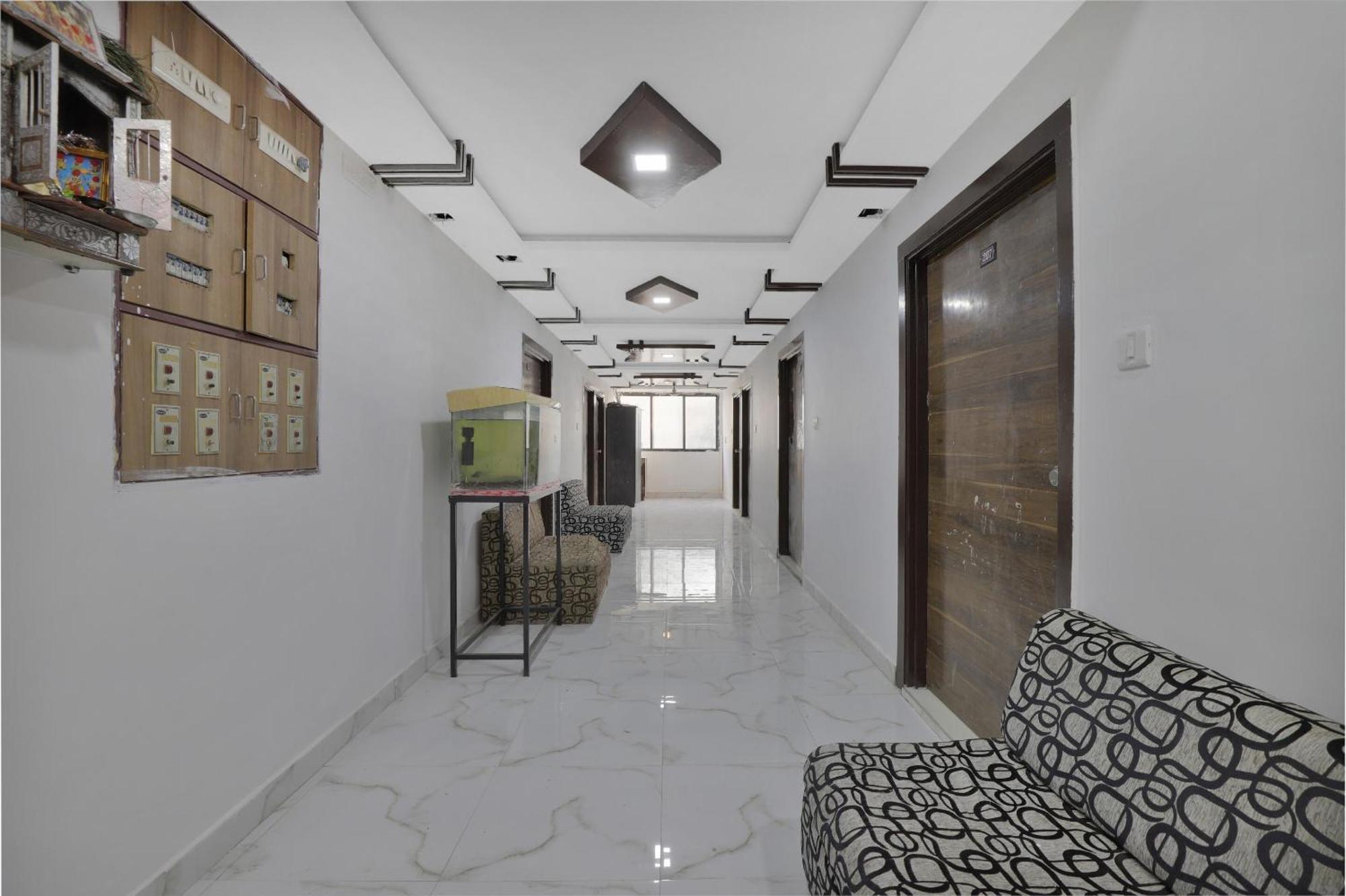 Hotel O Rudra Palace Αχμπανταμπάντ Εξωτερικό φωτογραφία